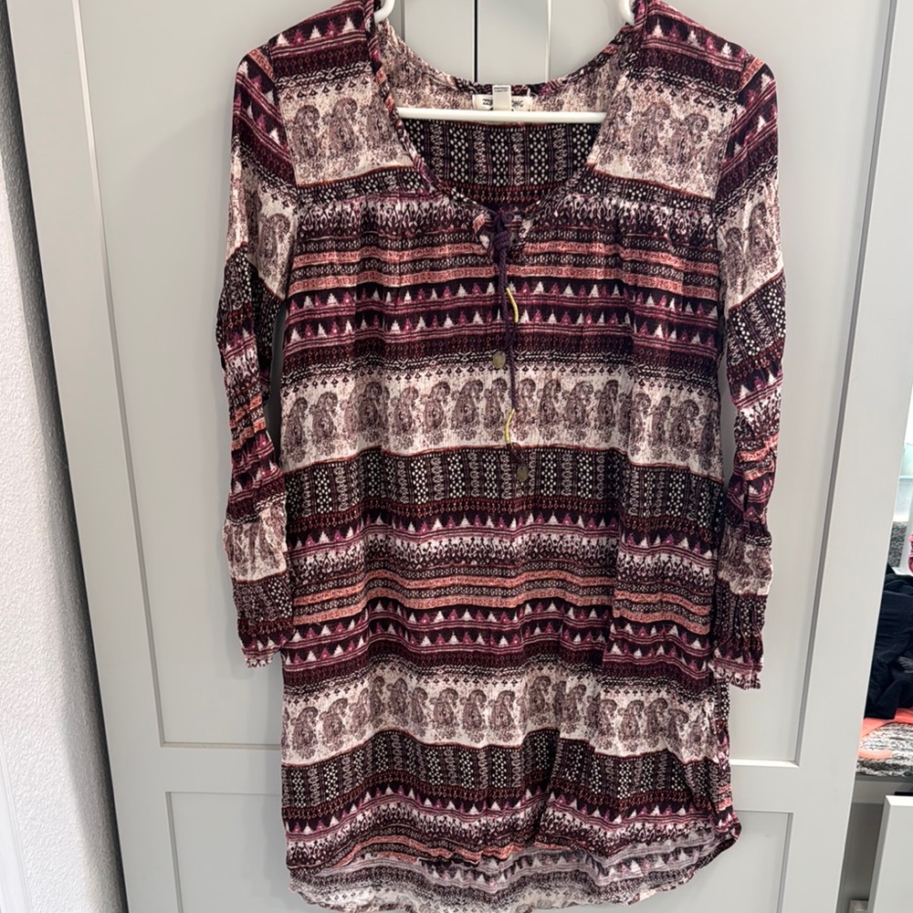 Billabong swimsuit cover up